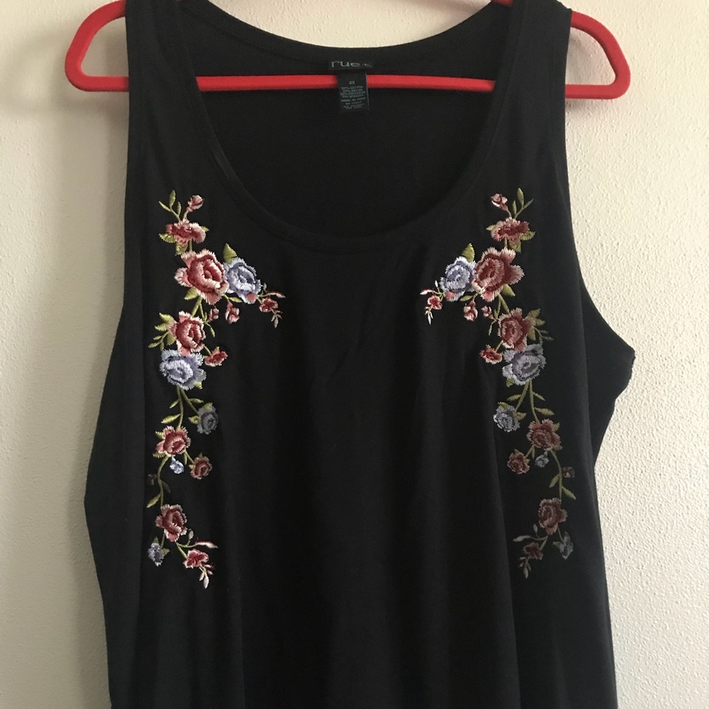 Rue 21 Black tank with crochet floral detail